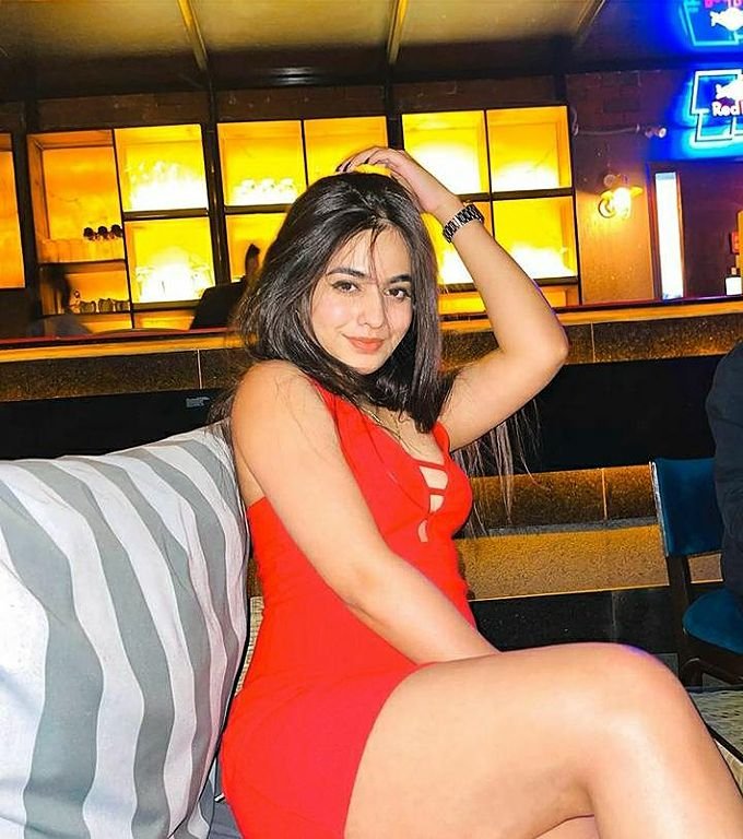 Call Girls in Chirag Delhi⎷96672⎷59644 Escort service short 2000