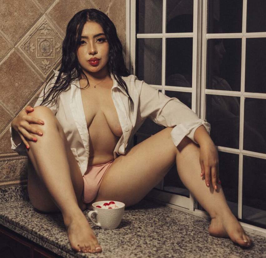 Young↣Female Escorts Service In Sector 21 (Noida) ꧁❤ +91-9818099198❤꧂Genuine Call Girls Service  In Delhi Ncr