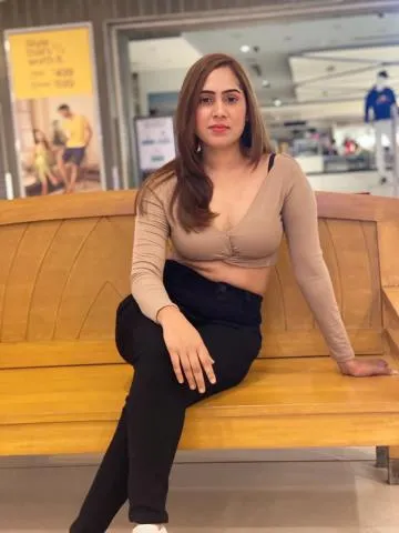 Call Girls in Janpath Delhi :- (( 8447074457 )) Escorts Service