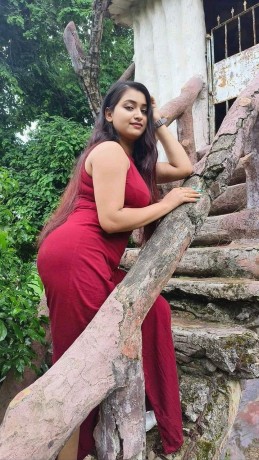 Call Girls in Chittaranjan Park Delhi :- (( 8447074457 )) Escorts Service