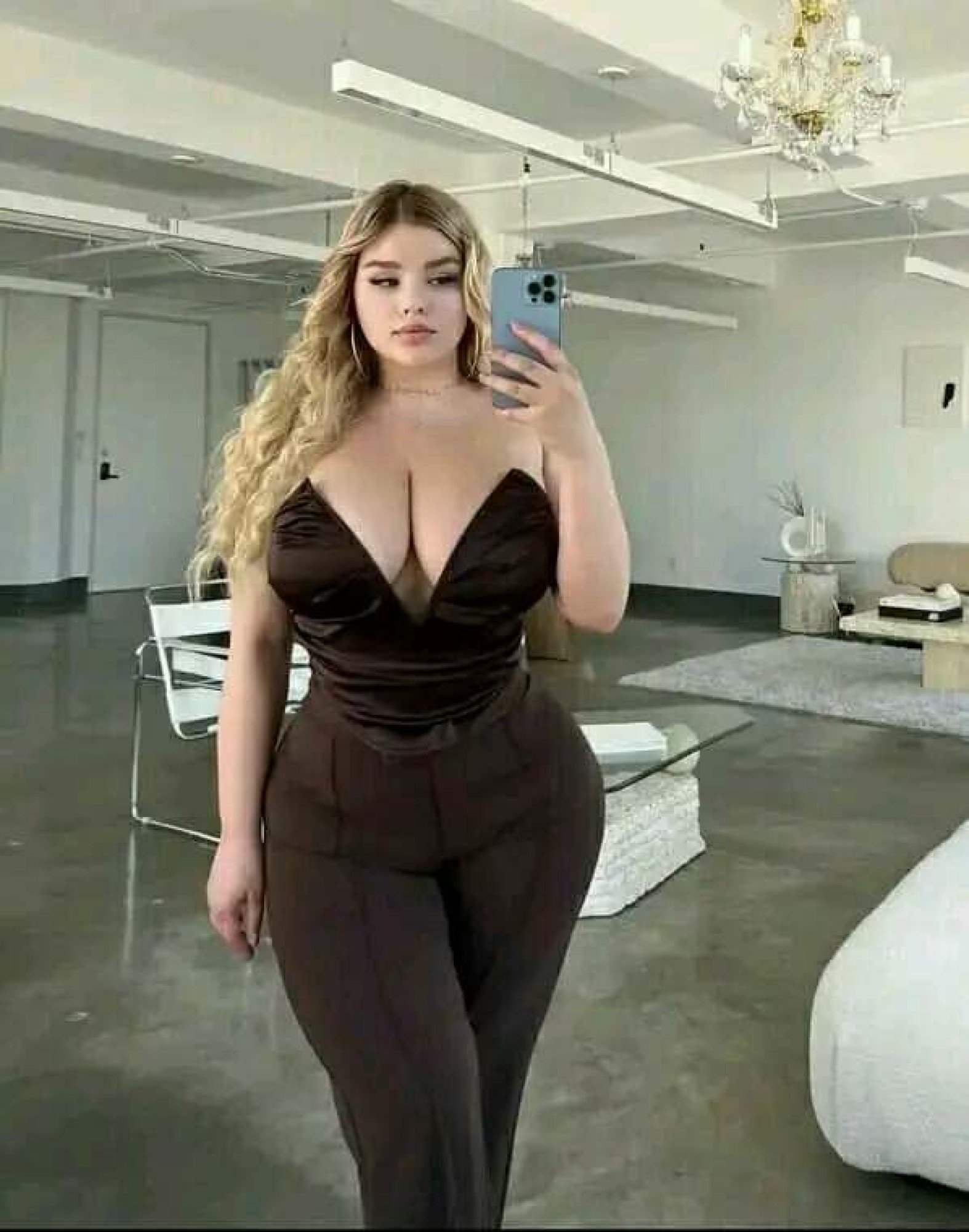 Call Girls Delhi Cantonment (9958659377) Delhi — Escorts