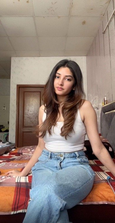 Call Girls In Pullman New Delhi Aerocity 9818470885 Escorts Service