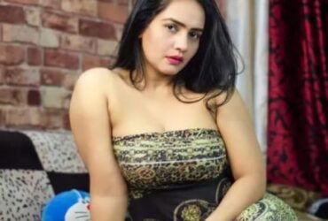 Call Girls In Greater Kailash, Delhi 9818470885 Escorts Service