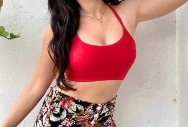 Call Girls in Kalkaji Delhi +918448224330