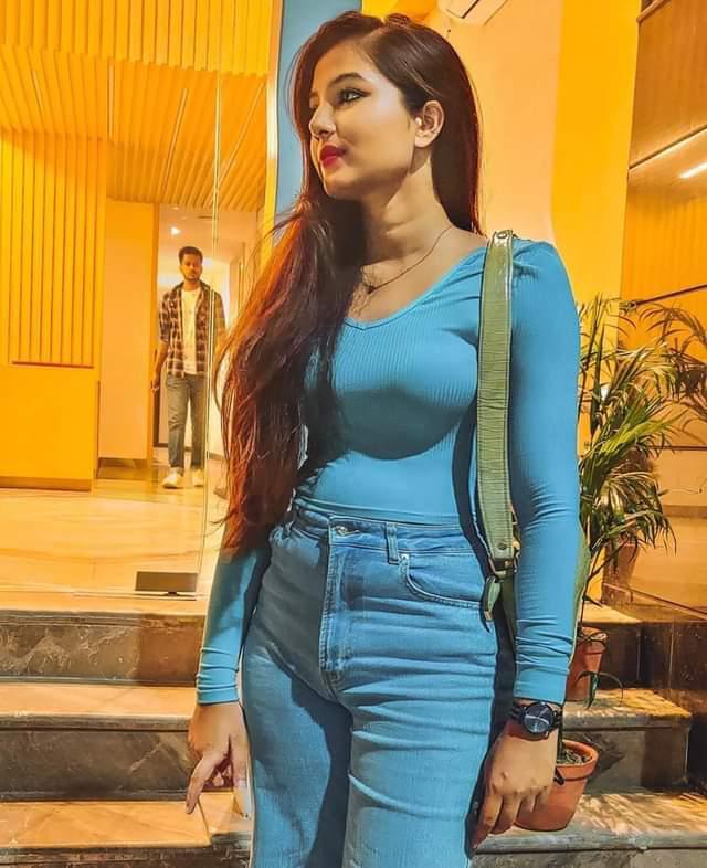 Call Girls in Satya Niketan Delhi 9990771857 Escorts___ Services Delhi