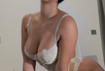 Call Girls New Friends Colony' Delhi | +91-9958659377