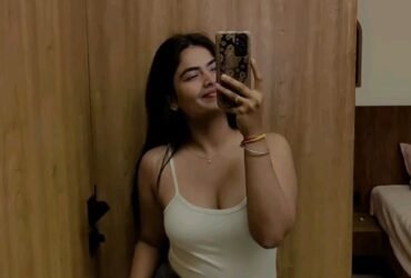 Call Girls in Dhaula Kuan 8448803038 (Delhi) Escorts Service