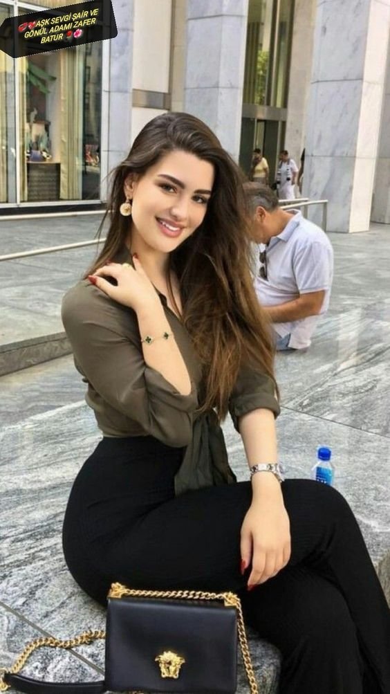 Call Girls in East Of Kailash 8448803038 (Delhi) Escorts Service