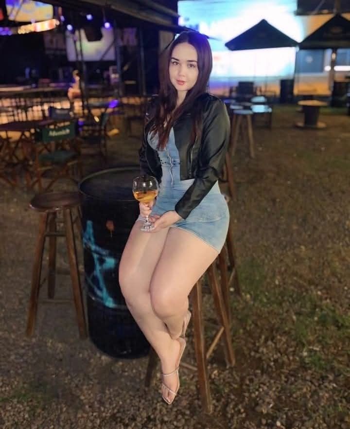 Call Girls in Hauz Khas 8448803038 (Delhi) Escorts Service