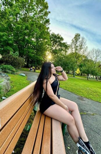 (VIP)↣*CALL ℊIℛLS Service IN SECTOR 11,NOIDA 9818099198 ESCORTS IN (DELHI) NCR 2X7
