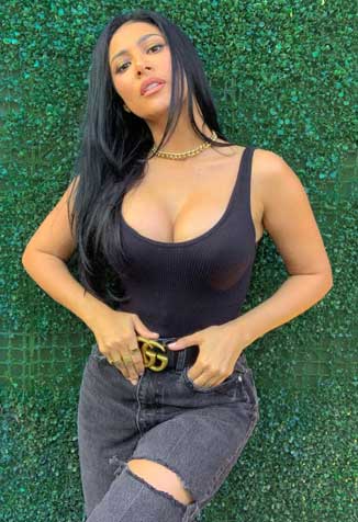 Call Girls in Dwarka Metro 8448803038 (Delhi) Escorts Service