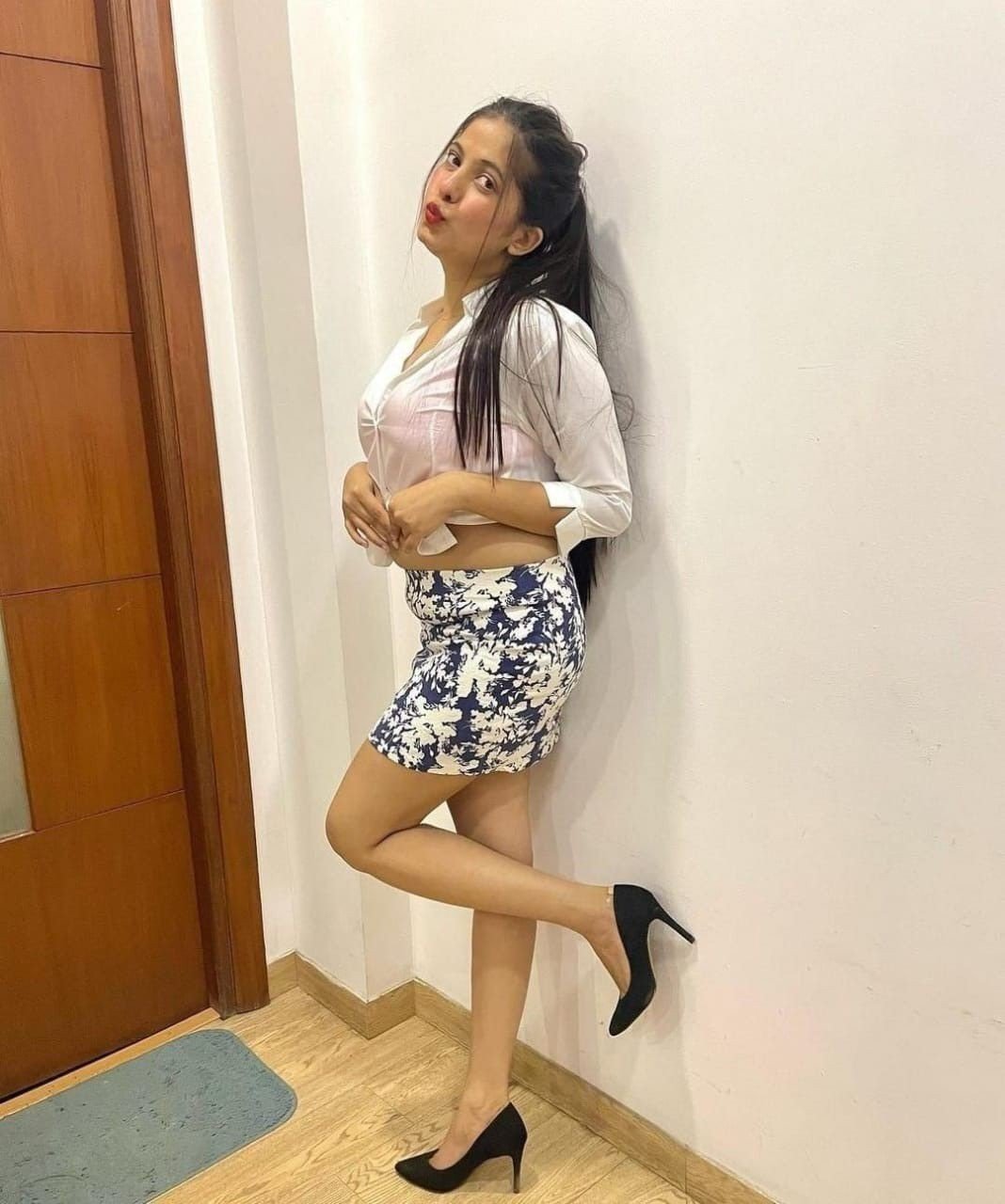 Trusted Call Girls in Palam Near Dwarka – Direct Booking | Call 9953706848