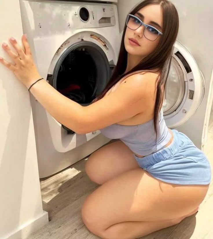 Call Girls in Anand Niketan 8448803038 (Delhi) Escorts Service
