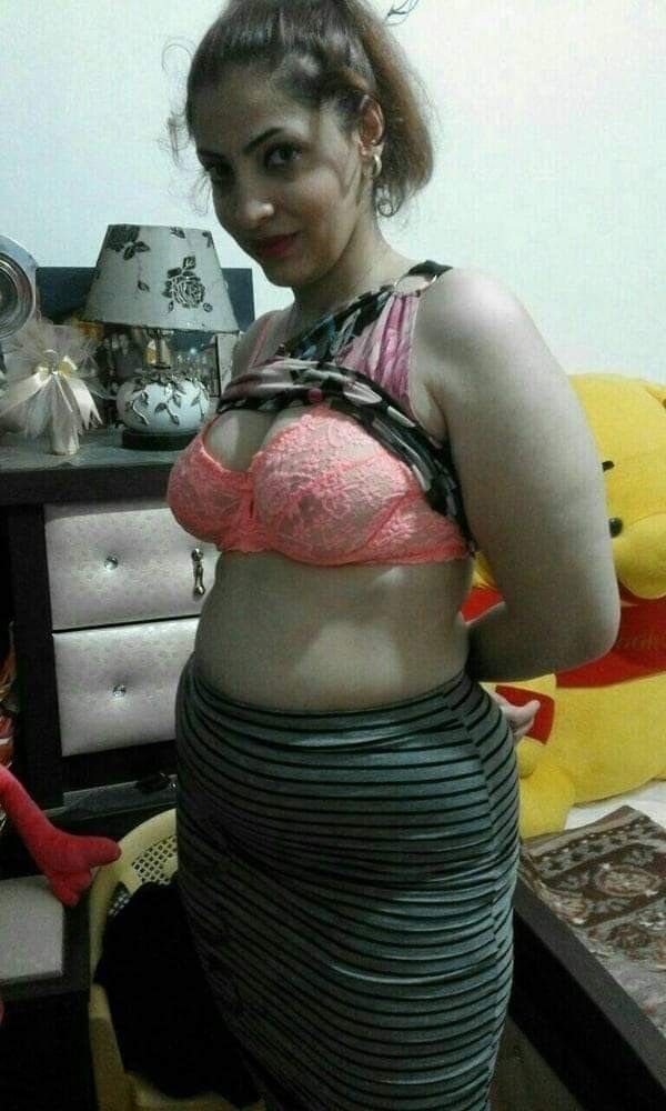 Call Girls In  Panchsheel Park Delhi Escort Service @ 🕎+91-9654❦726276✓