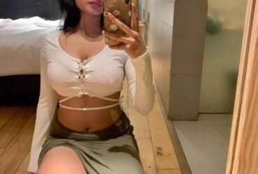Low Price +91-9811255547 Call Girls In City Center Noida (delhi) Escort