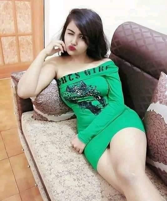 𝕍ip ℂall Girls Service Call Me 9999585511 Crowne Plaza Delhi Mayur Vihar New Delhi