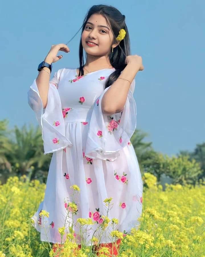 Hire Dwarka Sector 14 Escort –9220592151 Genuine Call Girls with Photos