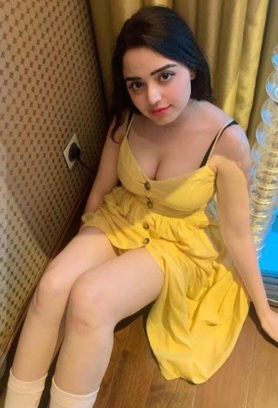 𝕍ip ℂall Girls Service Call Me 9811145925  Crowne Plaza Delhi Mayur Vihar New Delhi