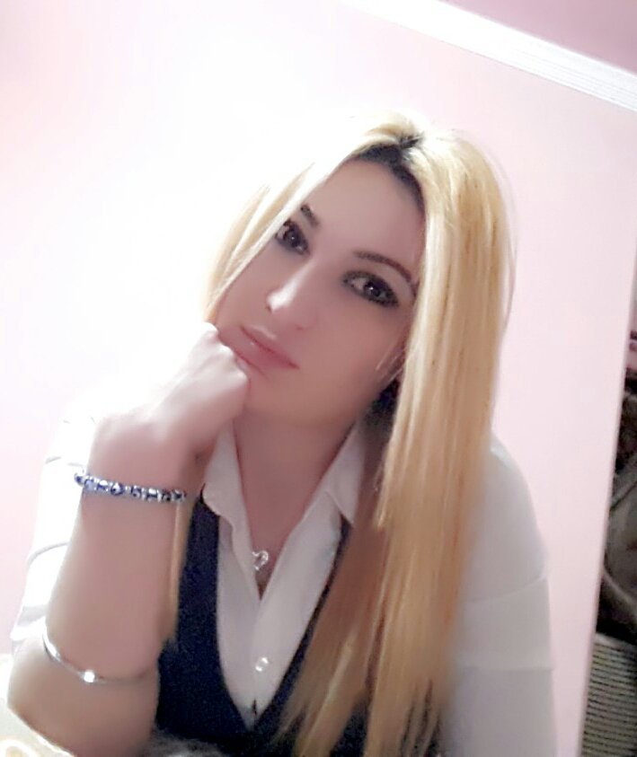Iconic Beauties ( 98110.14745) Escort Service Near The Oberoi, Gurgaon HOTEL Night Call Girls