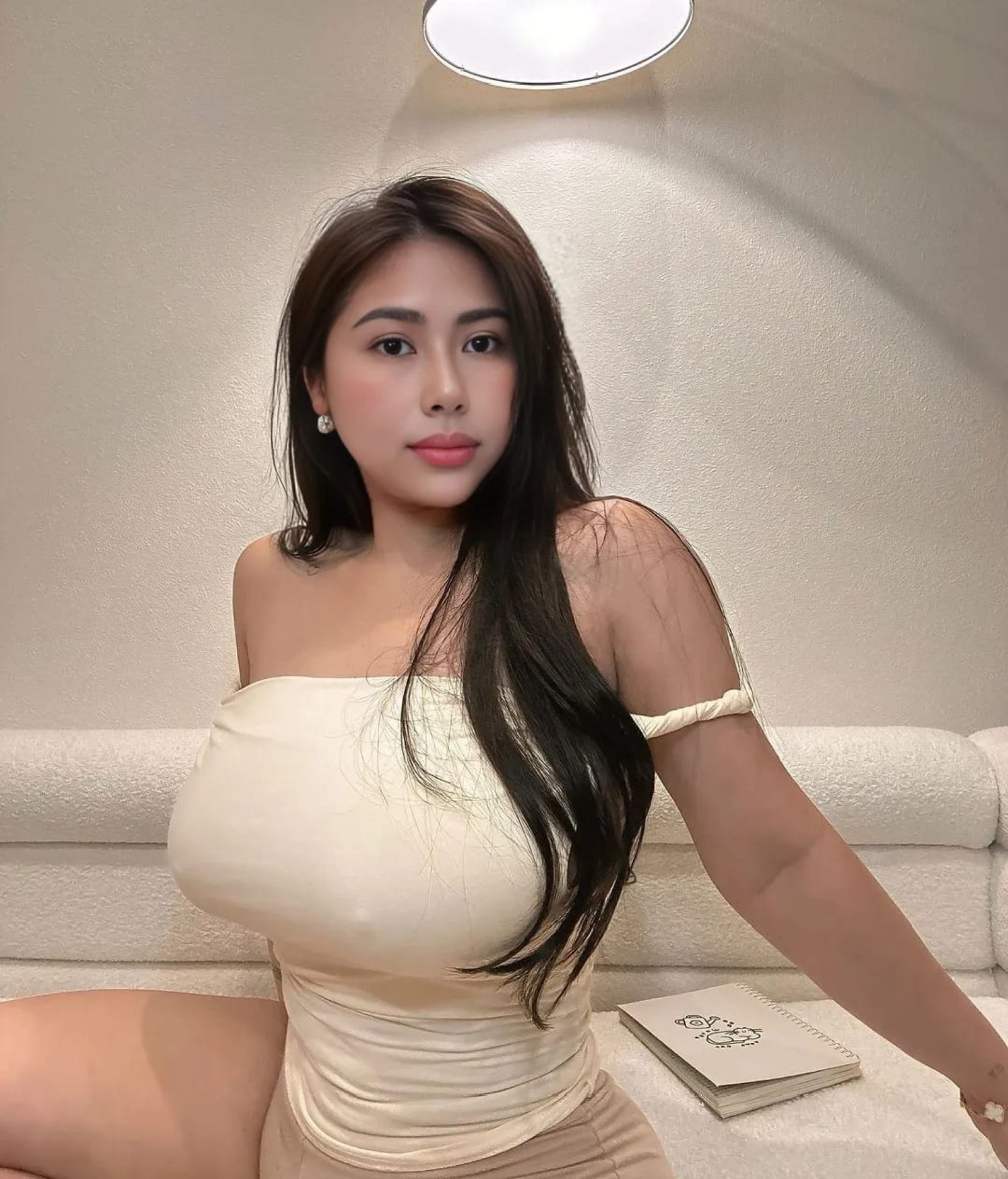 High Class Escorts 9599632723 | Best Call Girls in Near Radisson Blu Hotel, Dwarka New Delhi