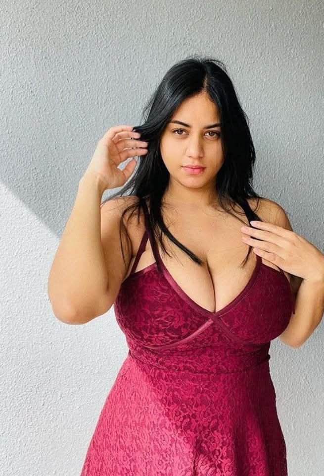 Santacruz VIP Escorts Service In Mumbai 07506202331 , Vile Parle Escorts Service