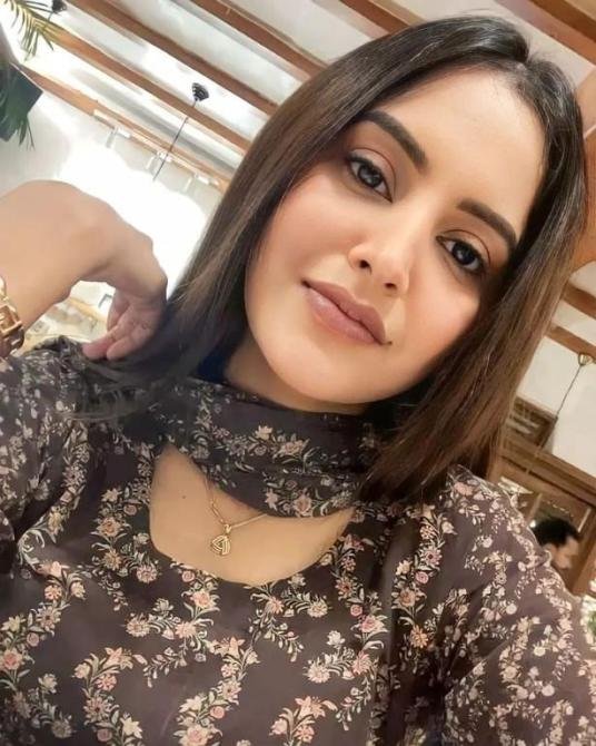 Most Trusted Call Girl Service In R.K. Puram Available  9315225090