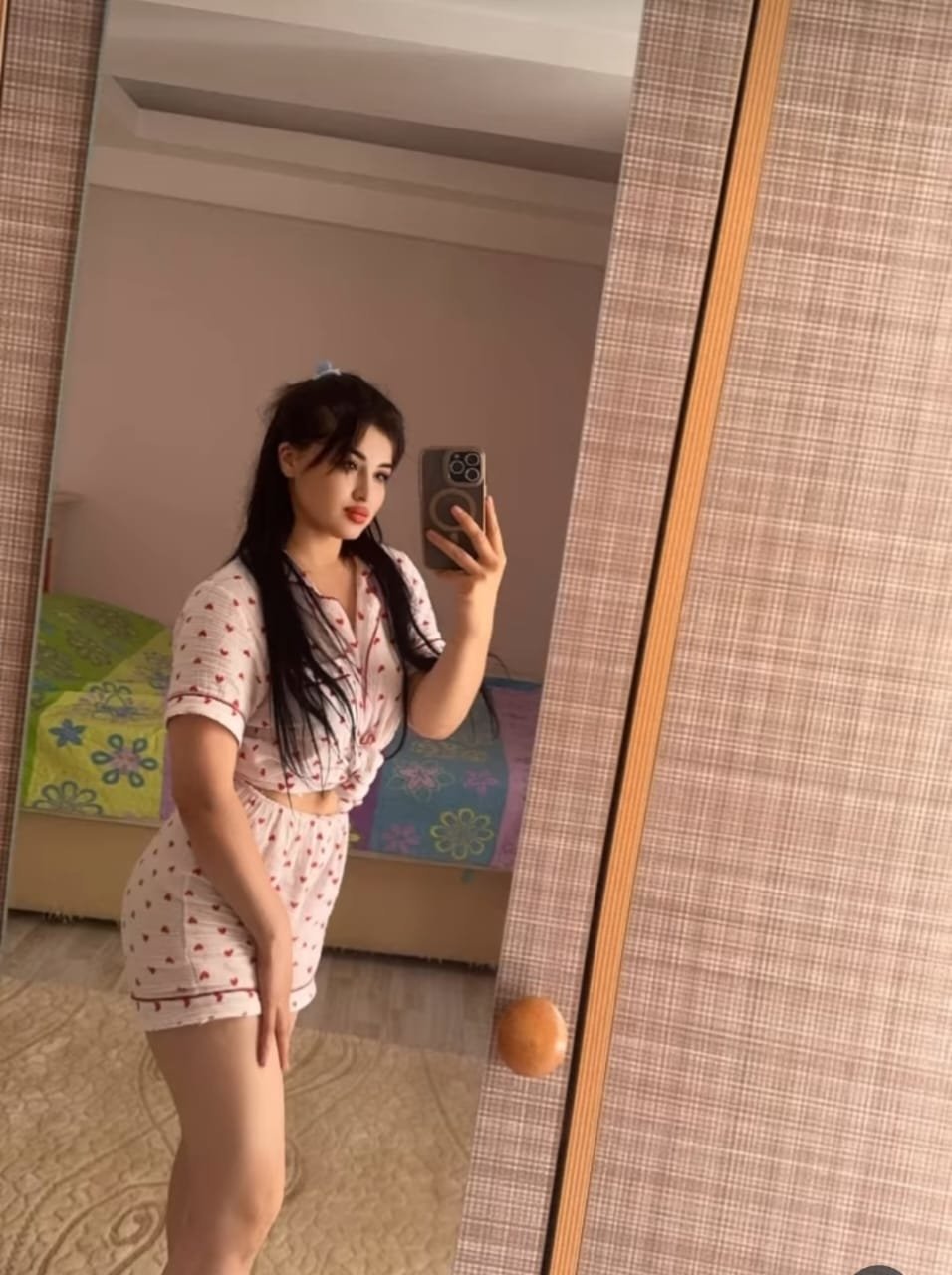9958277782 DLF Phase 3 Escorts Service 24/7 Call Girls Gurugram