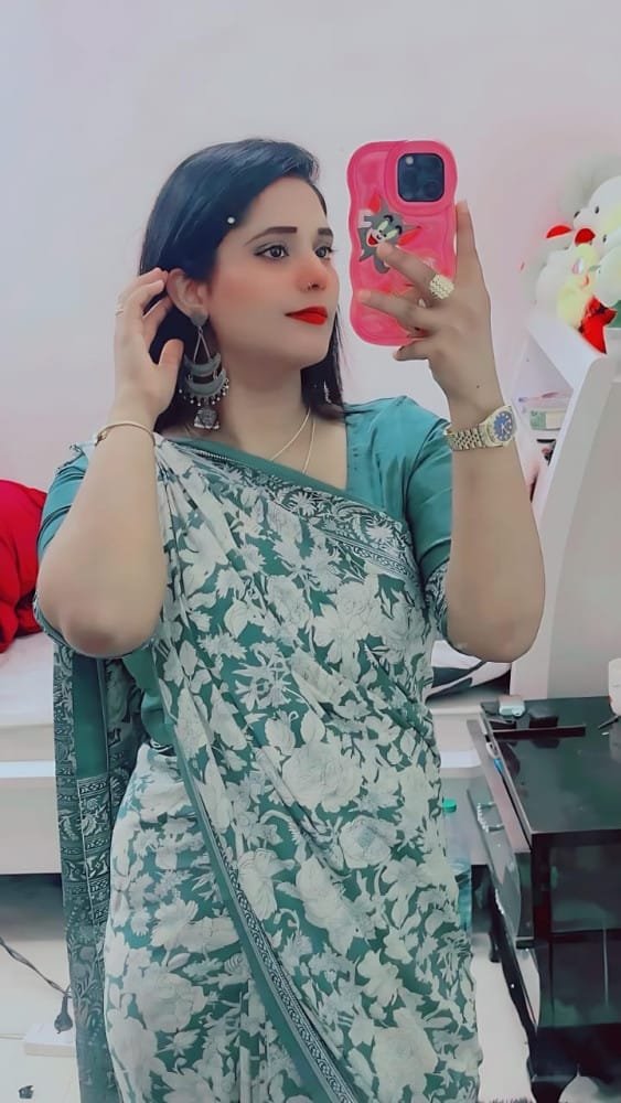 24/7 Call Girls in Malviya Nagar Metro⫸ Delhi NCR ⫸ 9711147426