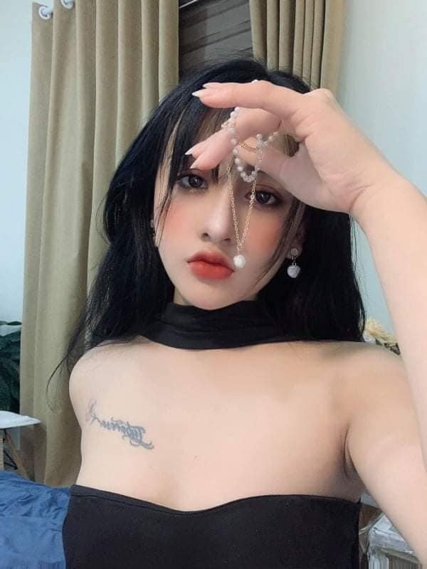 Goregaon Call Girls 07506202331  Juhu Call Girls Call, Goregaon Escorts Service