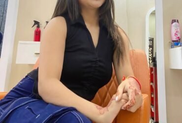 Call Girls In Gaur City Mall『Noida』⇆{+91-9990886294 }❤️ Trusted Call Girls in Noida Escort Service