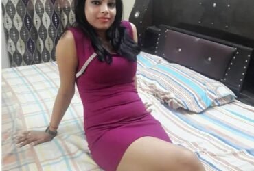 24/7 Call Girls in Greater Kailash Metro) Delhi NCR 9711147426
