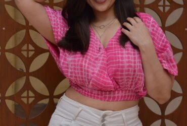 ((8447777795)) Low Rate Call Girls in Gtb Nagar, Delhi NCR ✔