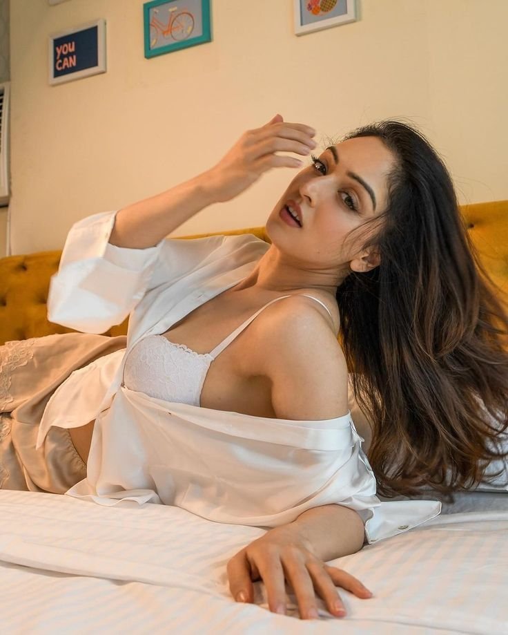 ((8447777795)) Low Rate Call Girls in Lado Sarai, Delhi NCR ✔