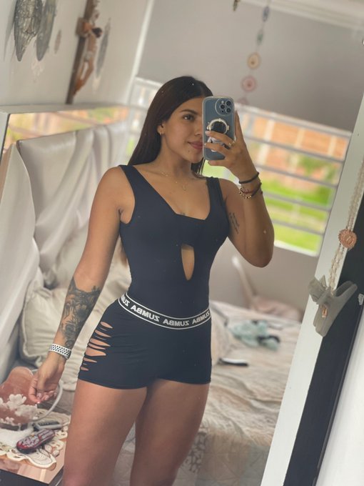 Marine Line Comfortable VIP Escorts ,07506202331 ,Mumbai Beautiful VIP Escorts