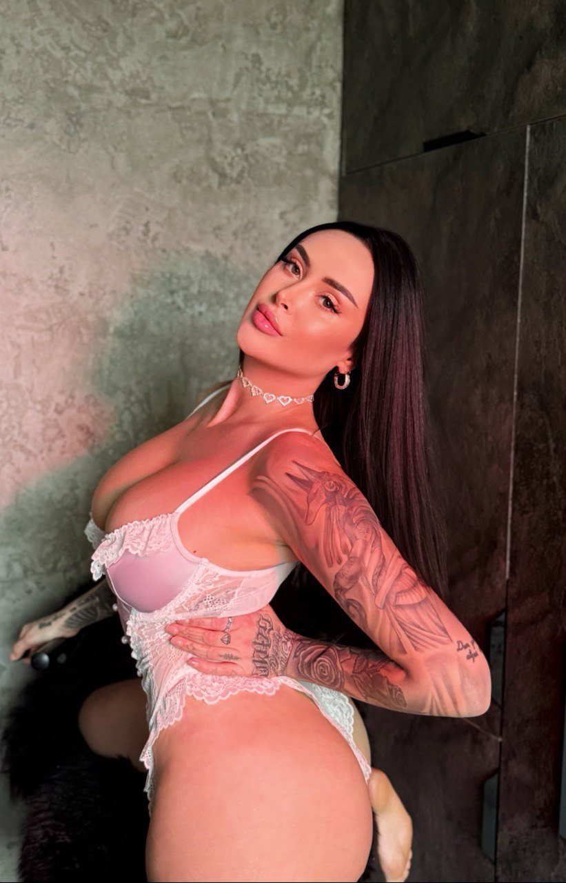 Call Girls in Geetanjali Enclave | 9958659377 | Escorts Girl 24Hrs