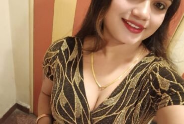 Best Indian Girls ((9582086666)) Call Girls Paryavaran Complex, Delhi