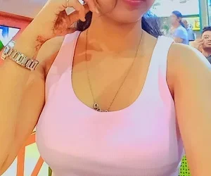 Call Girls Service In ➺Laxmi Nagar (( 9311239389 )) ╬⇒Delhi