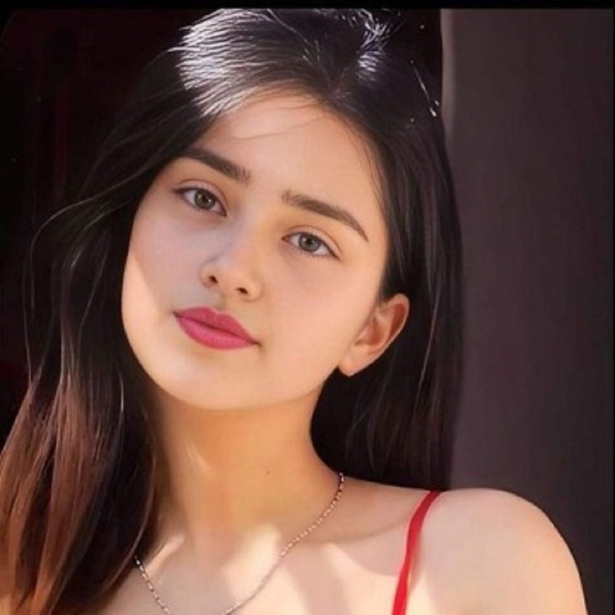 Call Girls In Houz Khas Metro Service Delhi 9999273763 🦇 Escort Service