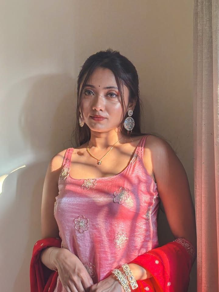 100% Genuine Call Girls in Sector 62 Noida ９５６０８４１０５４ Cash Payment