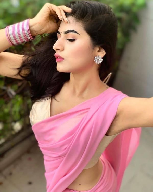 Call Girls Near Hotel Marine Plaza, Mumbai »¡¡ 07506202331, Chedda Nagar VIP Class Escorts