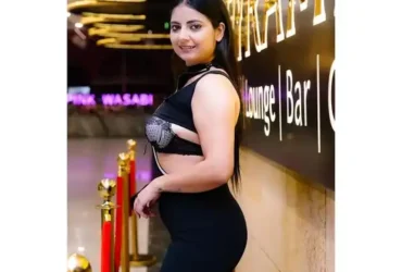 Call Girls In DLF Phase 1 Metro 9654824252（ ͜.人 ͜.）Call girls Service