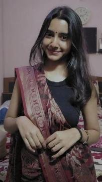 GENUINE CALL GIRLS — 8447652111 Call Girls In Laxmi Nagar | Delhi Ncr