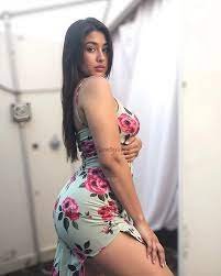 Call Girls in Kirti Nagar Metro – 9999485385 Delhi Women Seeking Men