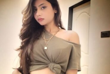 Call Girls In Pari Chowk 7827325592 Escorts Service