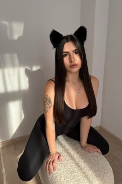 Call Girls in IIT Metro  Metro (Delhi) …➥ +91-9718440226¶) Delhi) ⇆ MANY