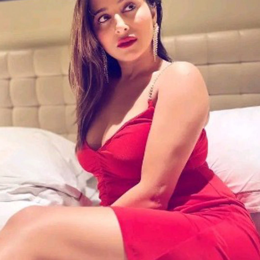 Call Girls In Mehrauli Delhi ✅((9899001462 ))✅ Verified Escorts Service