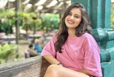 Call Girls in Lodi Colony (( 8447074457 )) incall outcall Delhi Escorts