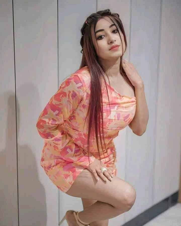 101% safe Call girls in Hotel Rockland Cr Park Delhi, New Delhi | Justdial 8882462741