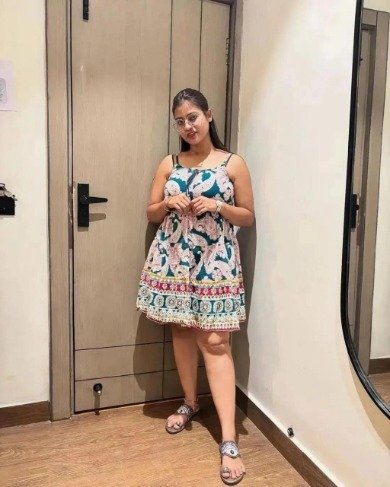8826243211 Low Budget Call Girls In Ghitorni Escort Delhi