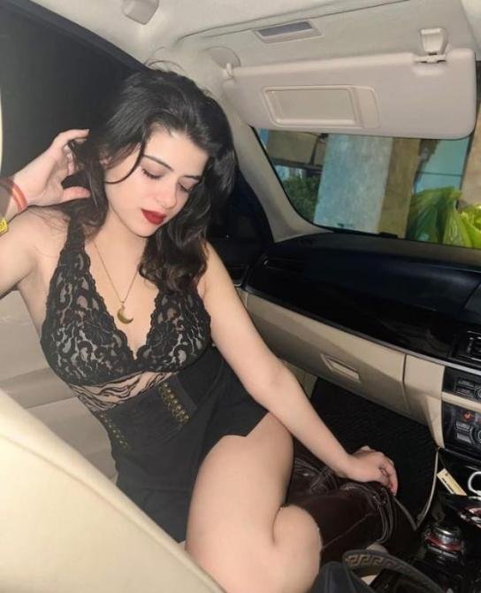 Call Girls In Sector 17 (-Noida ☛📲9667677194📲☚ Escorts-) Service